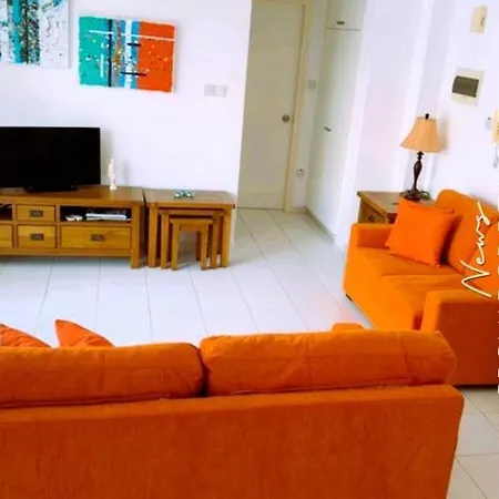 Blue Orange Management Apartment