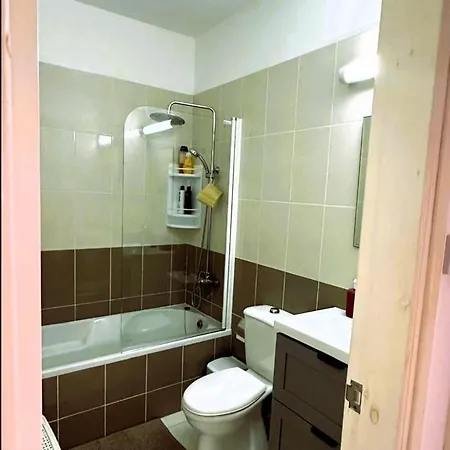 Blue Orange Management Lägenhet